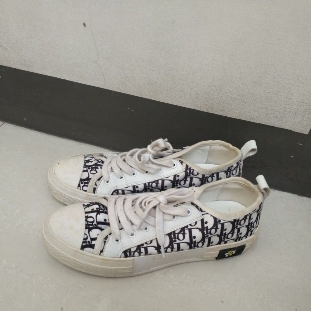 Prelove Christian Dior/sepatu wanita bekas/flatshoes/sepatu dior