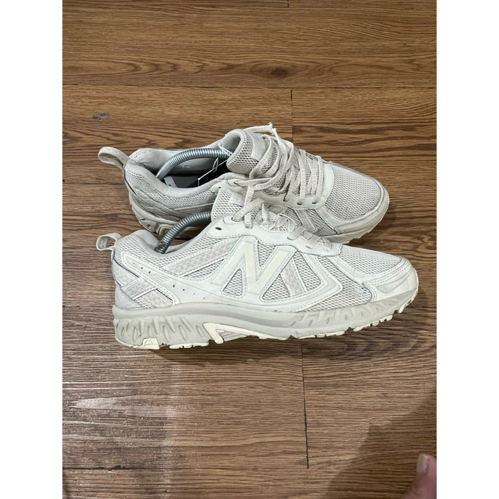 New balance 410v5 second