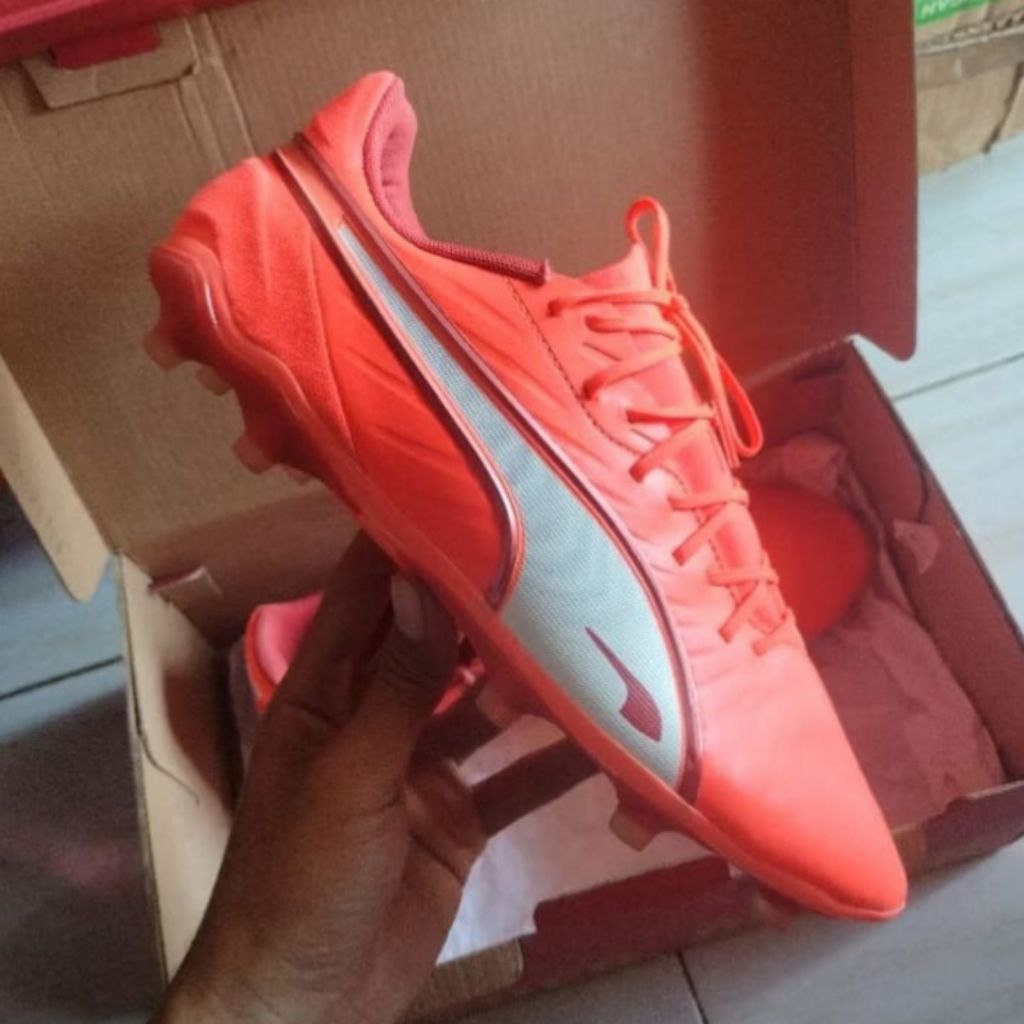 Sepatu Sepakbola Bola Puma King Pro Match FG Original