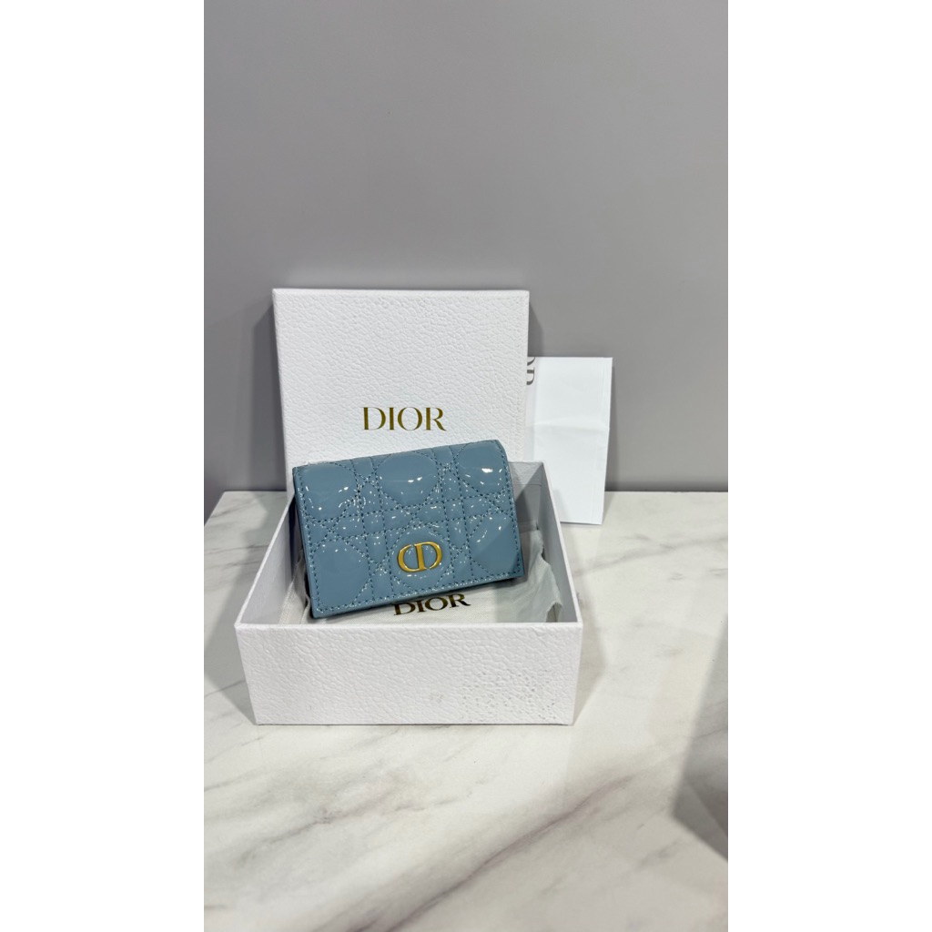 Like new Dior Caro  Wallet card 2025