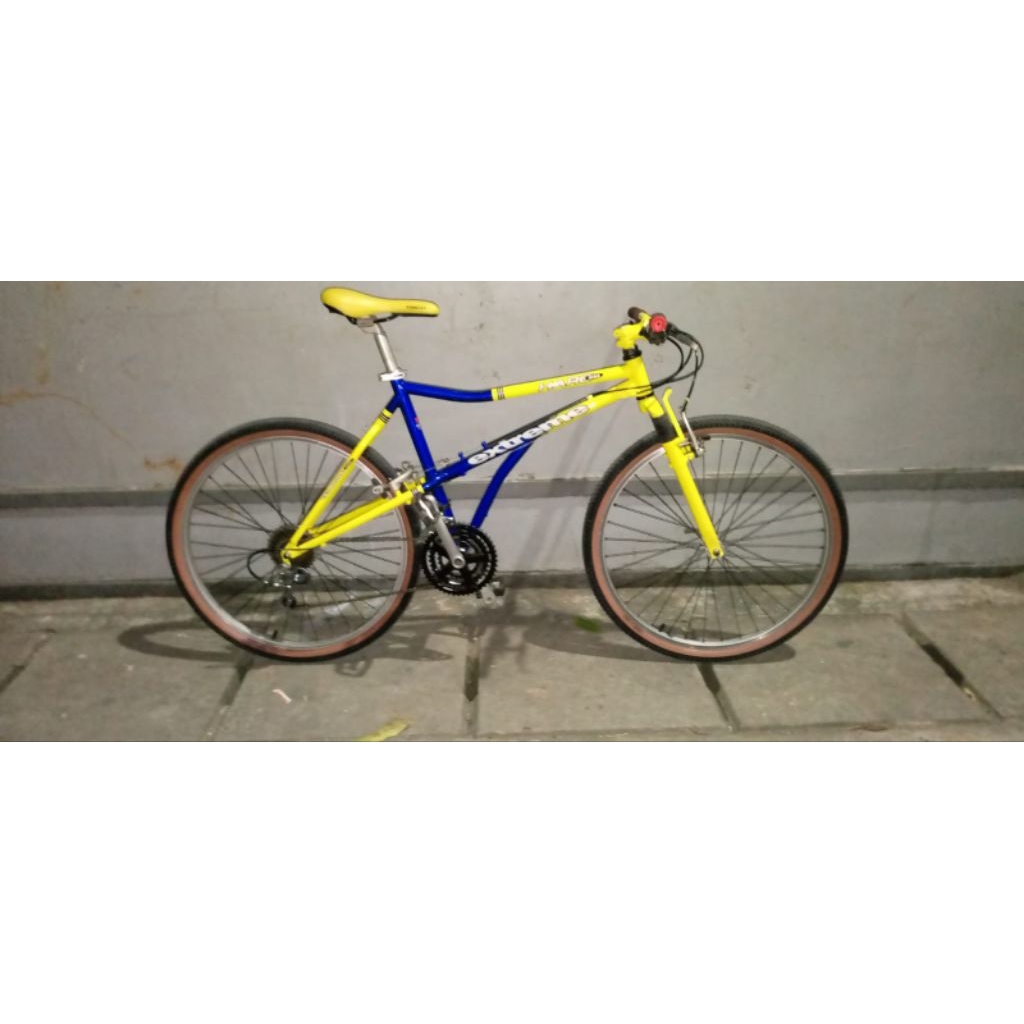 sepeda vintage elevated chainstay haro extreme