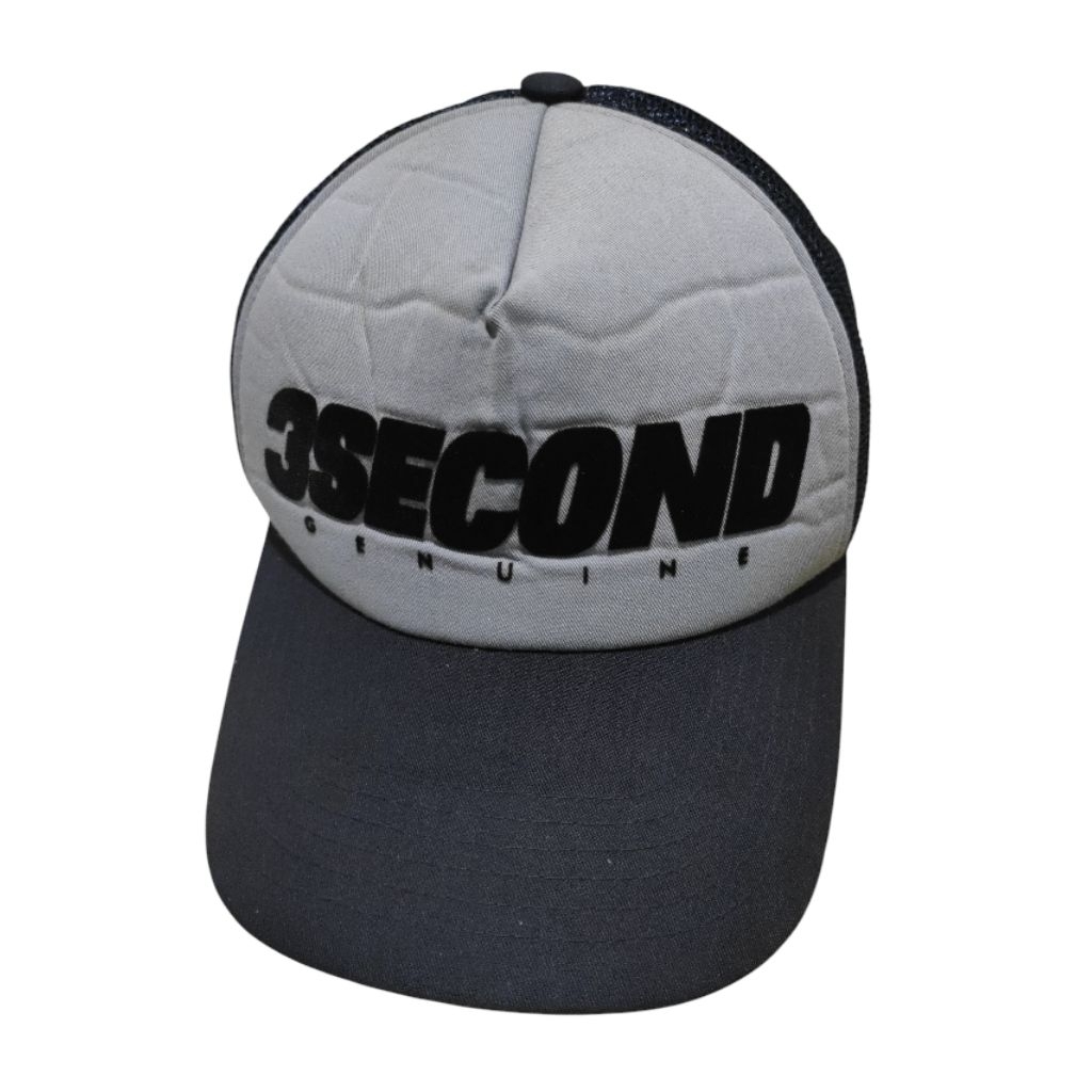 topi 3 second