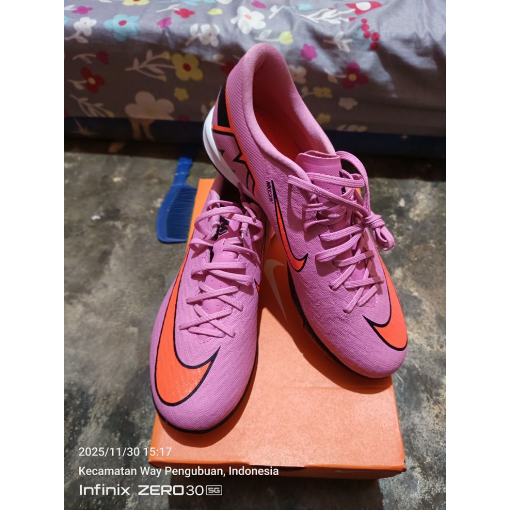 NIKE AIR ZOOM VAPOR 16 ACADEMY IC