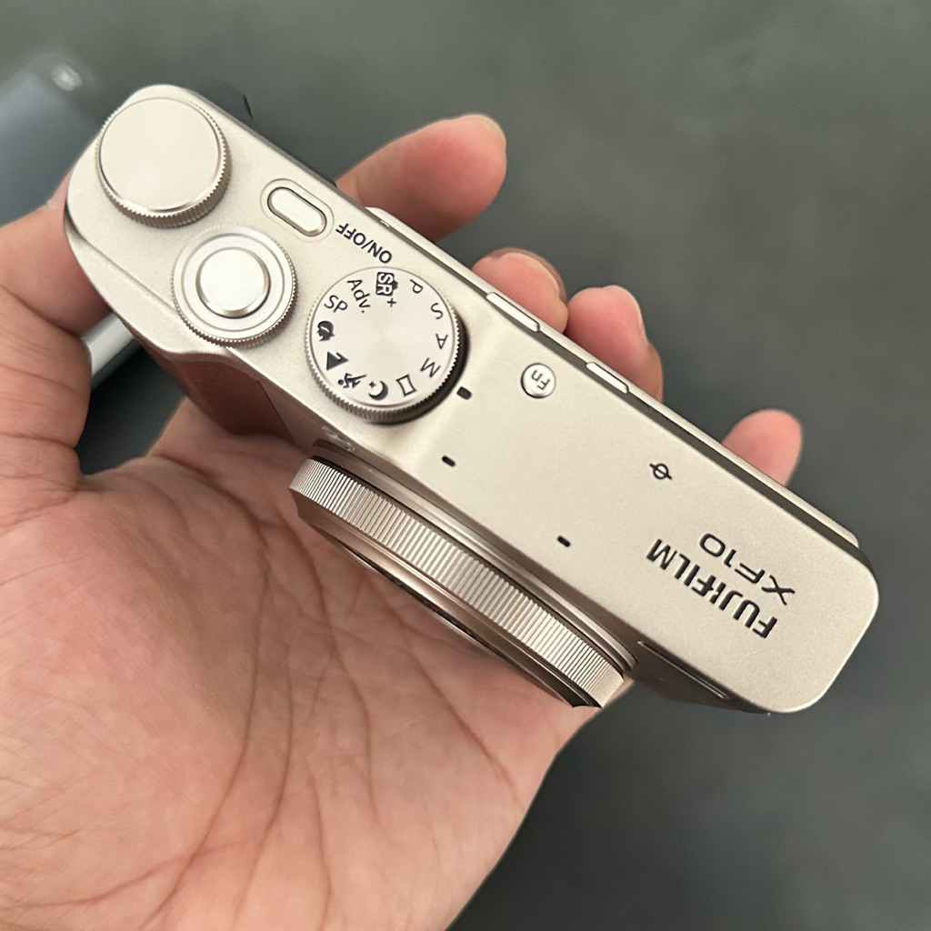 FUJIFILM XF10 LIKE NEW 99% MULUS