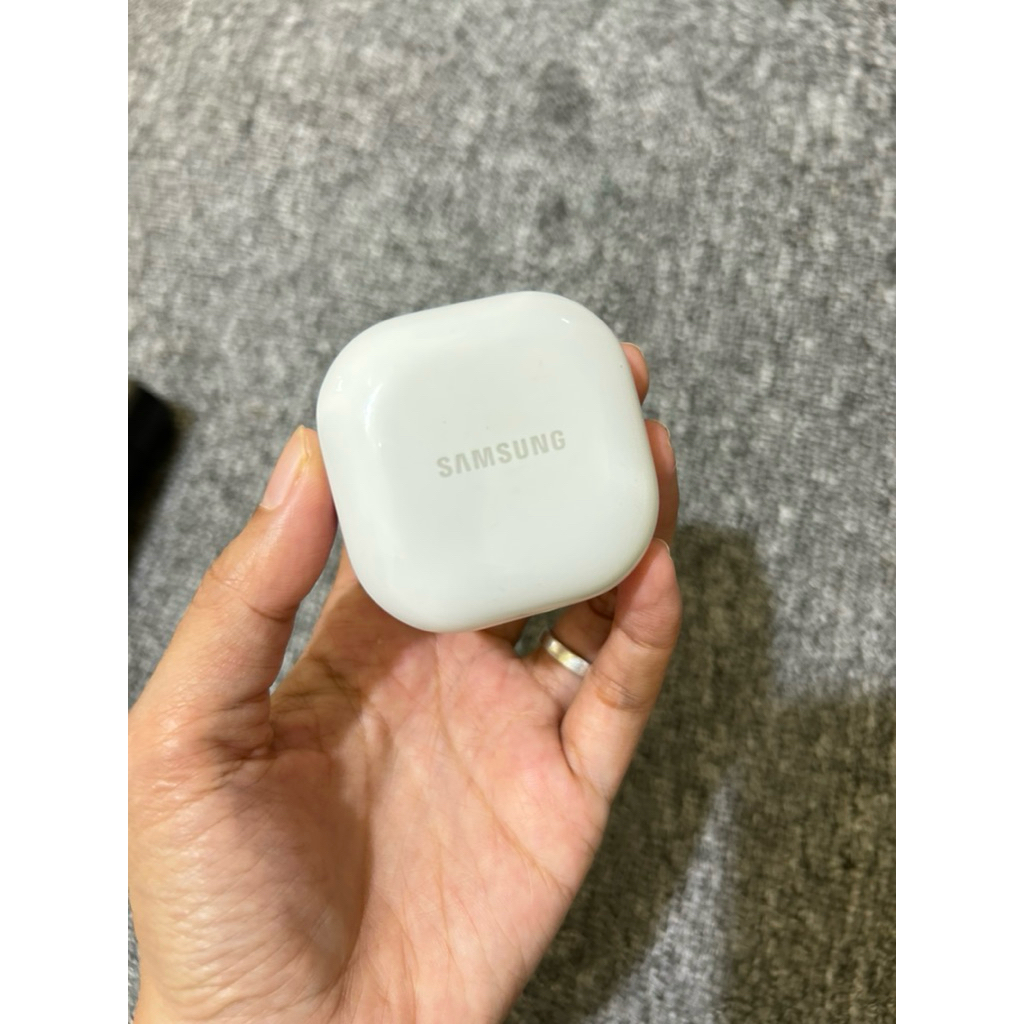 PRELOVED SAMSUNG BUDS2 Resmi