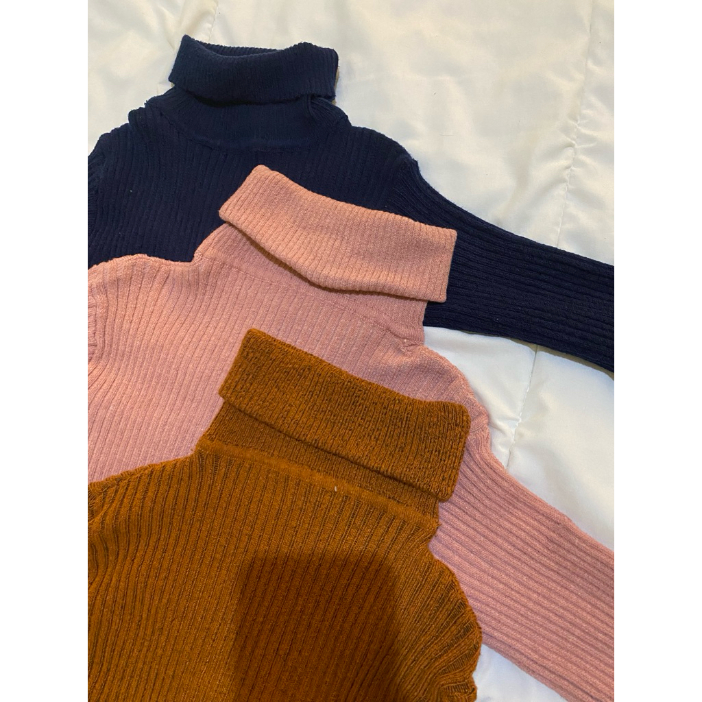 sweater knit turtleneck