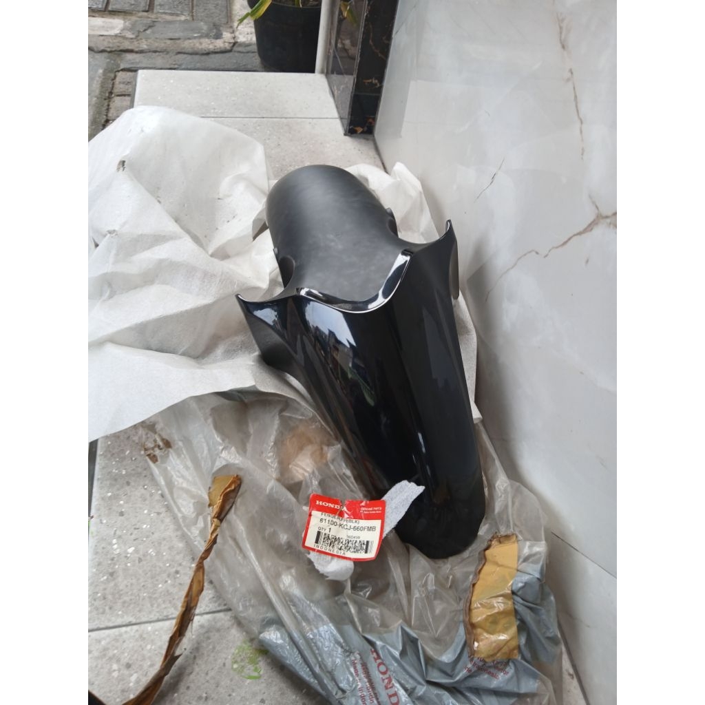 61100 - KCJ -,660FMB SPAKBOR DEPAN HONDA TIGER REVO ORIGINAL BARU AHM