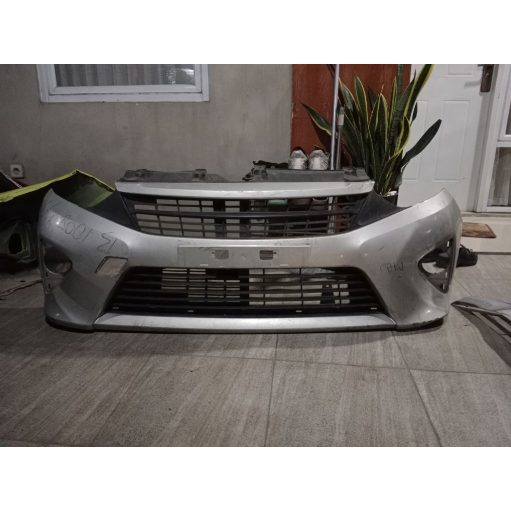 bemper agya old 2015