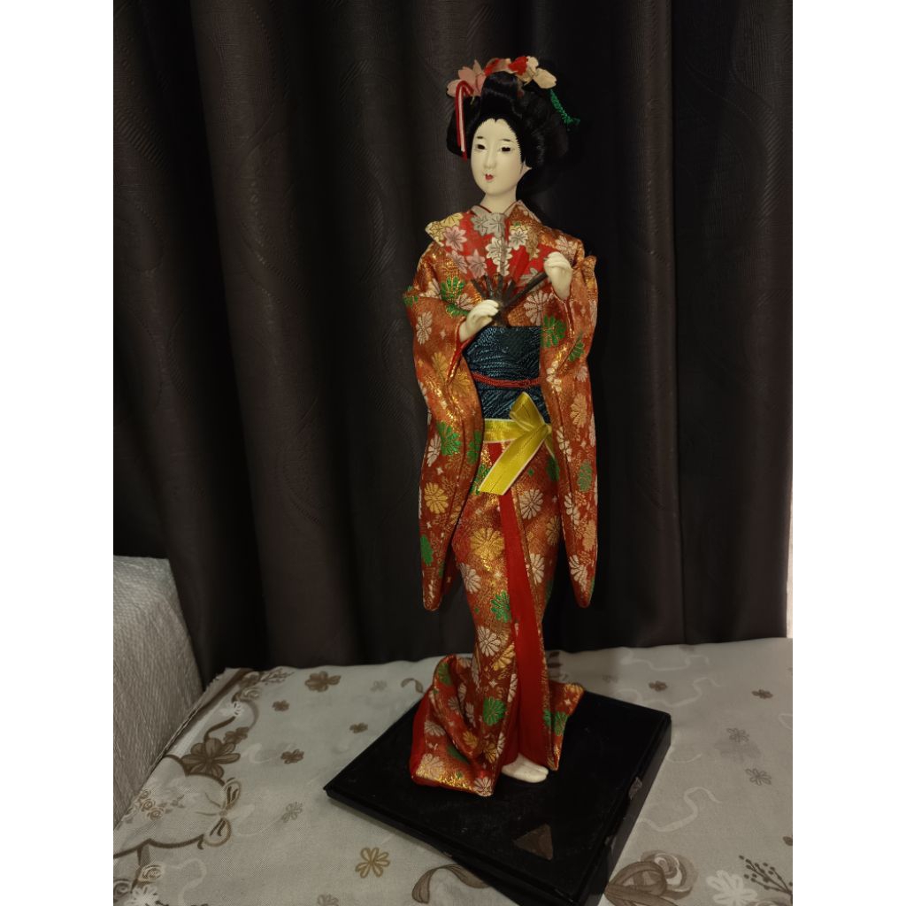 Boneka Geisha Jepang K. Etalase