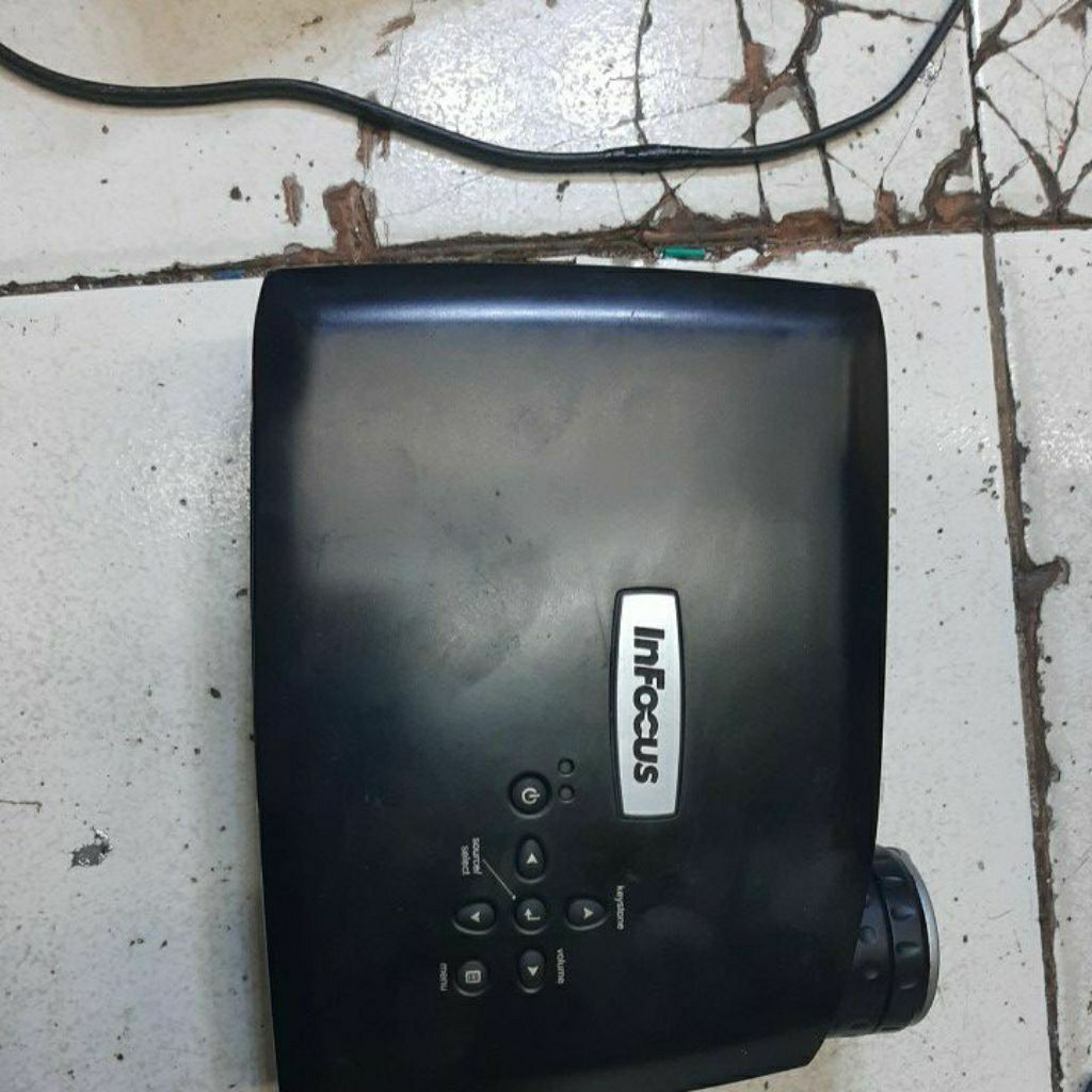 proyektor..DLP.INVOQUS