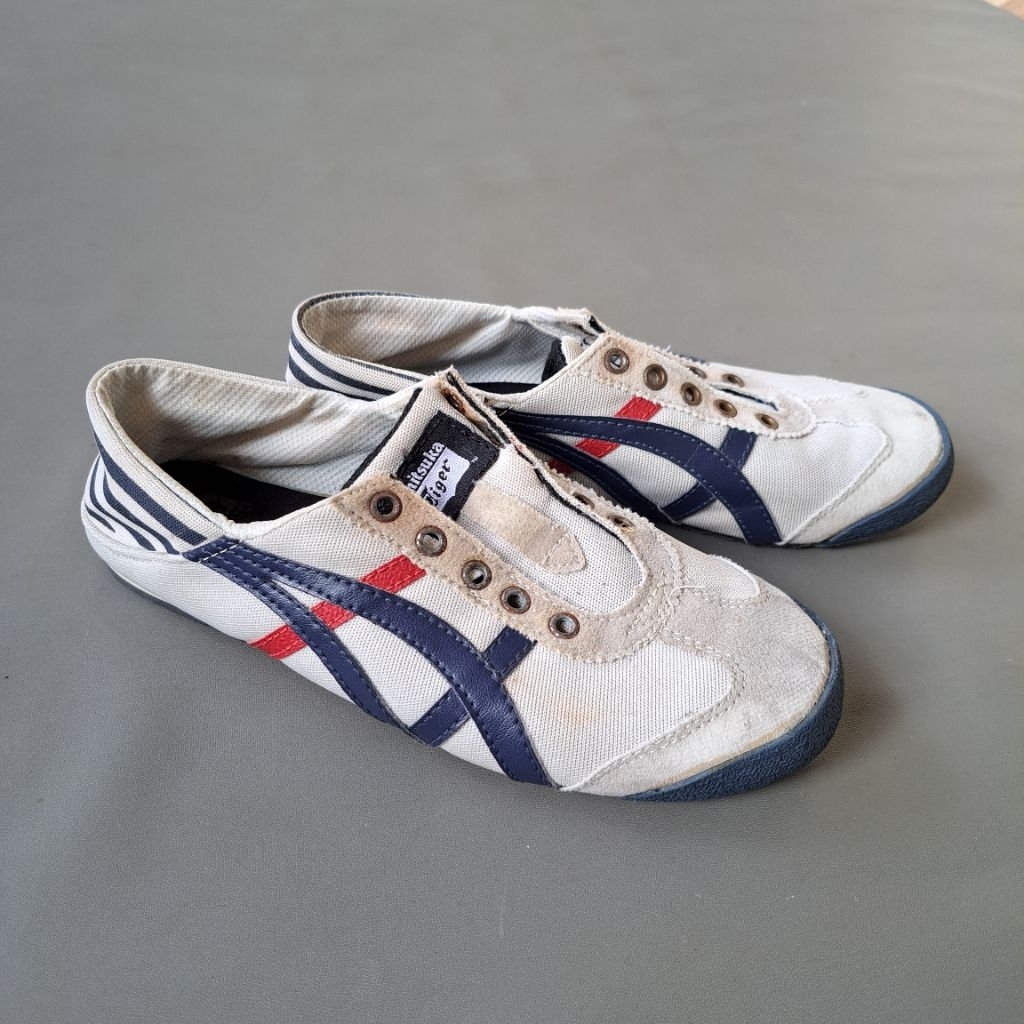 slip on sepatu onitsuka tiger size 39 preloved sepatu wanita pria