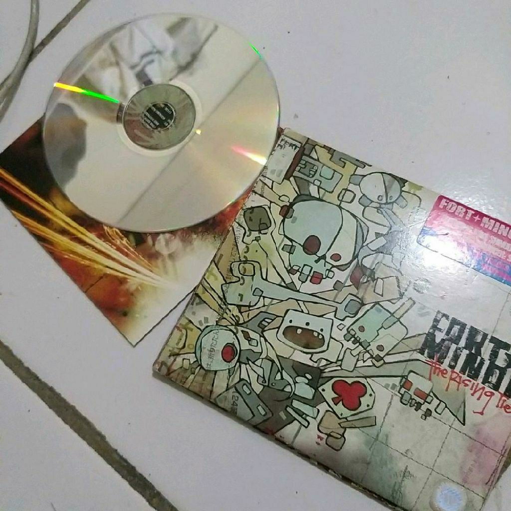 cd original fort minor the rising tied
