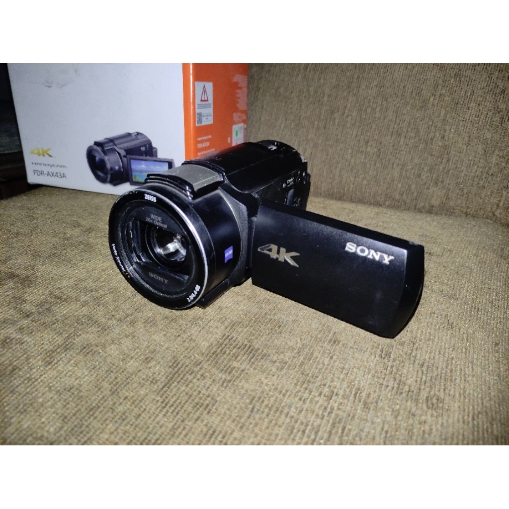 Handycam Sony FDR AX43A