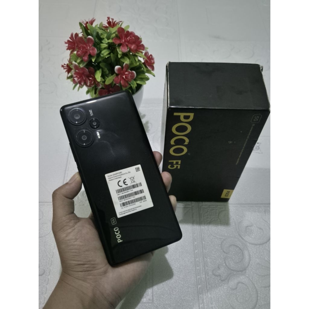 poco F5 5g 12/256 SECOND FULLSET