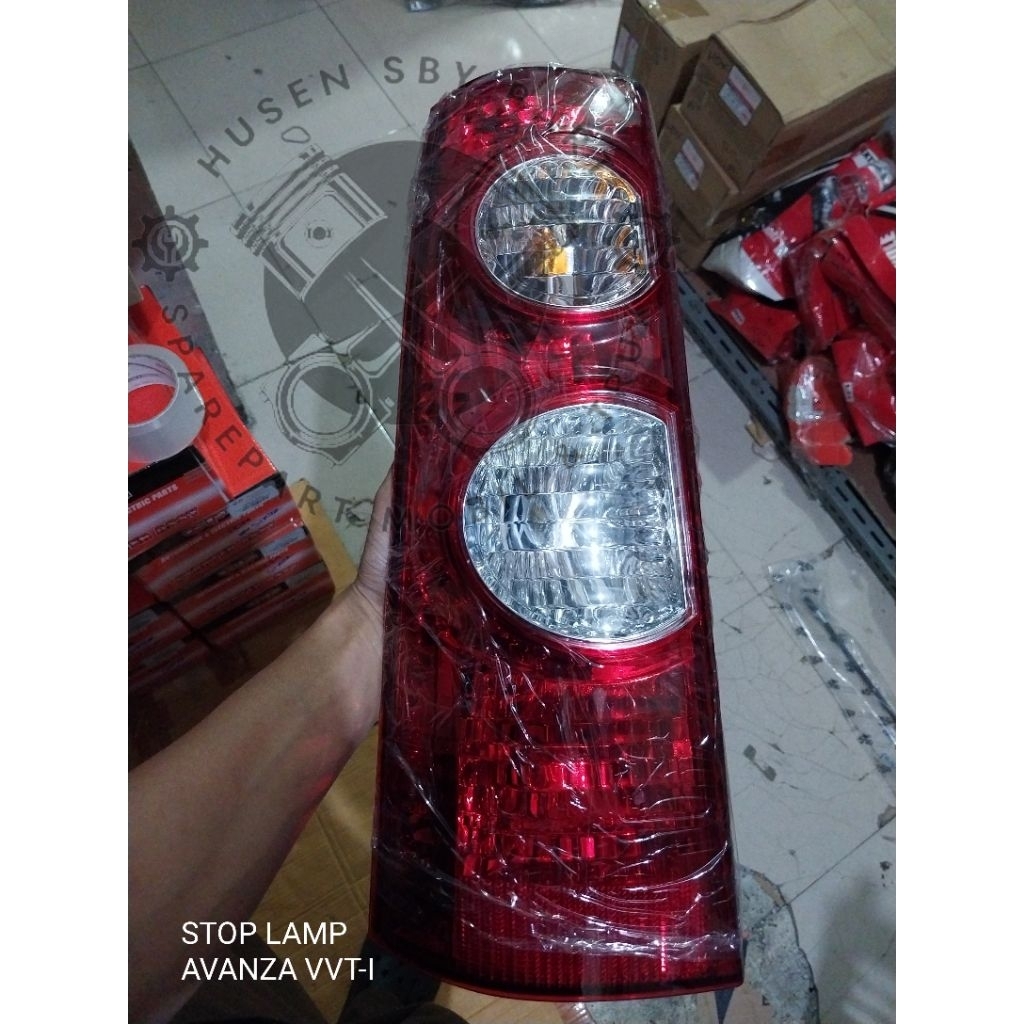 Stoplamp avanza VVT-I (2007-) kiri