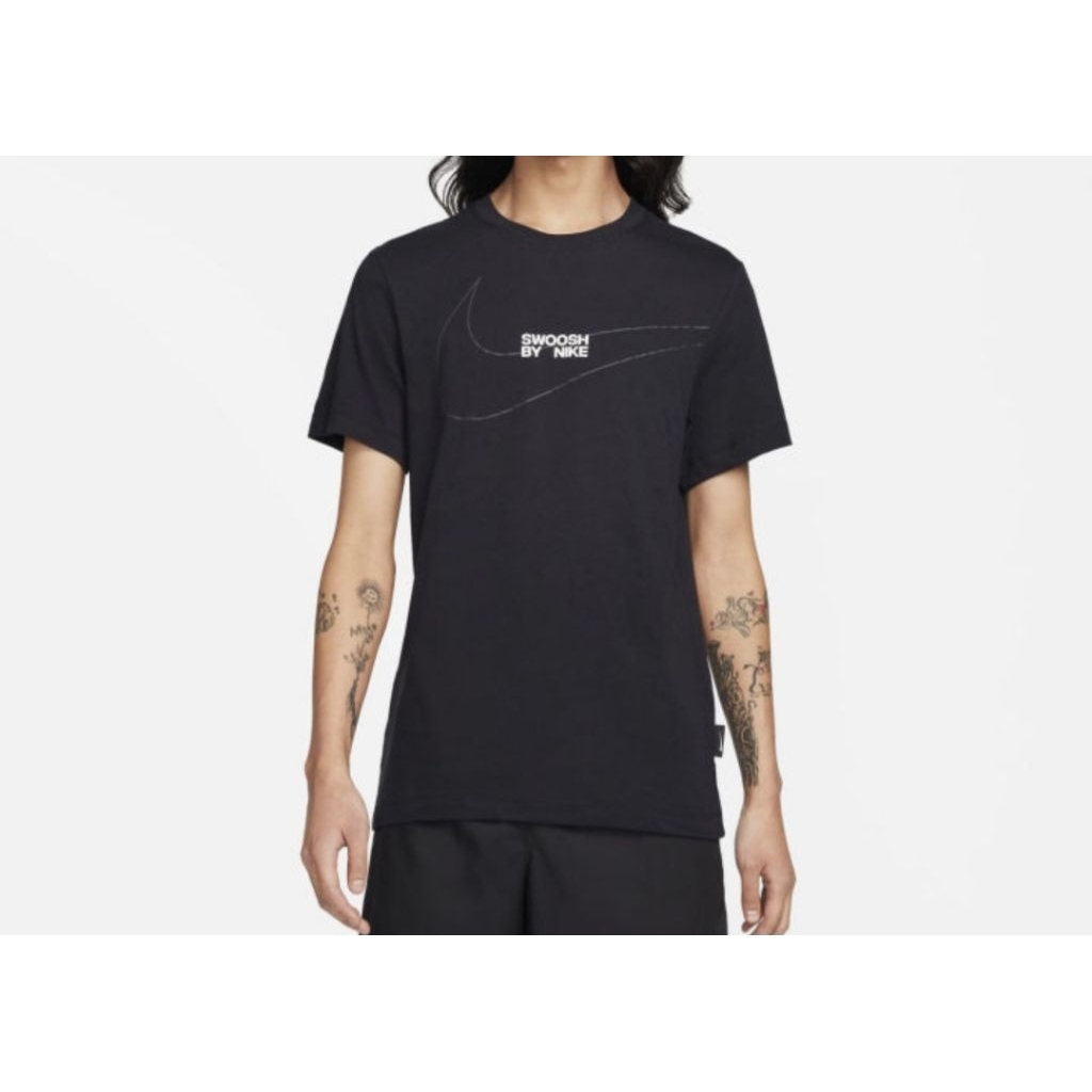 Kaos Nike Liberty Big Swoosh Tee