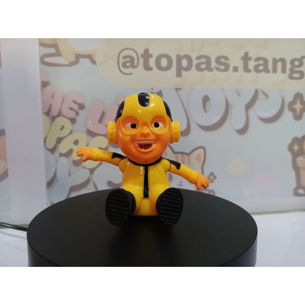 Texas Upin Ipin Figur McD Happy Meal KFC