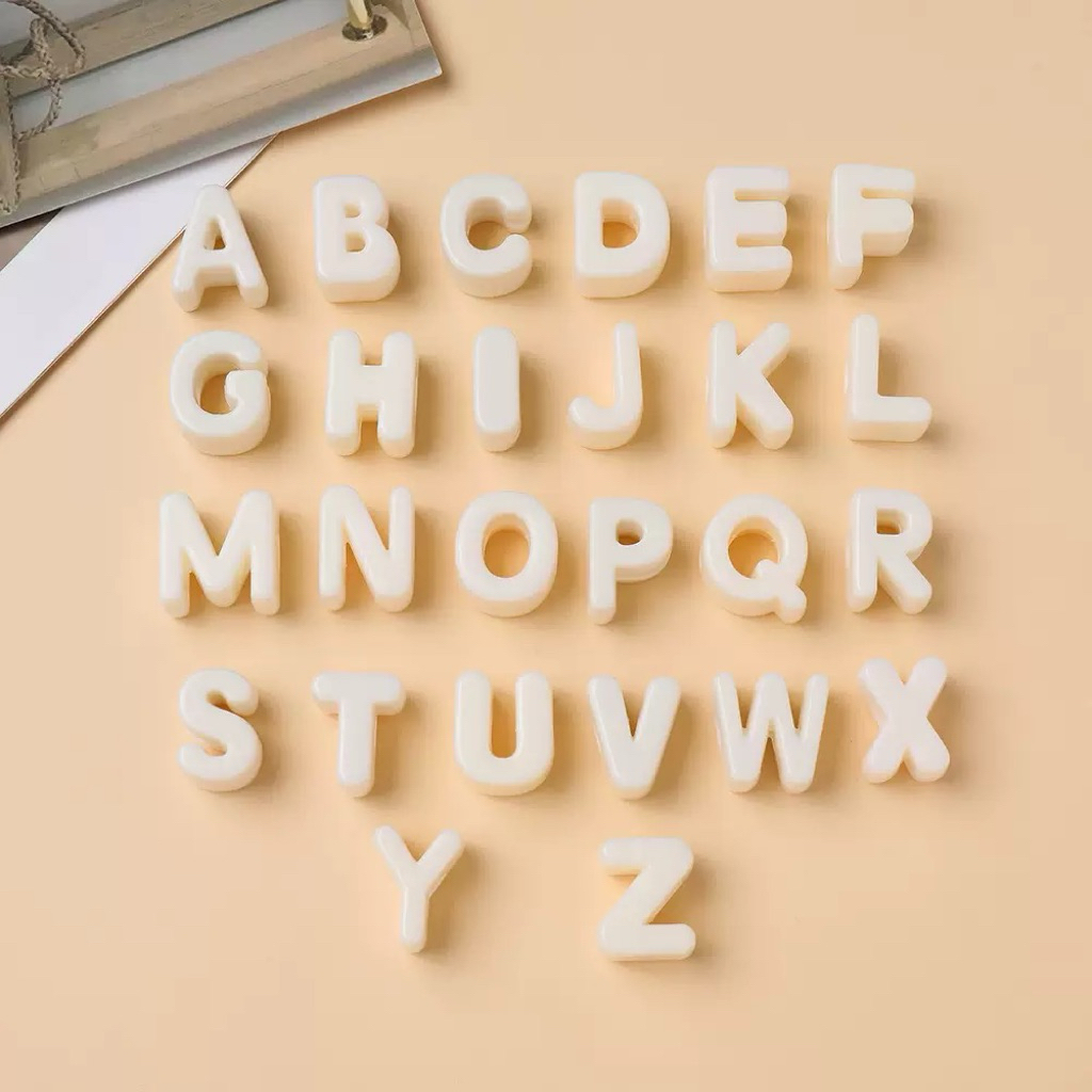 MANIK HURUF BESAR PUTIH / MANIK HURUF BIG HOLE