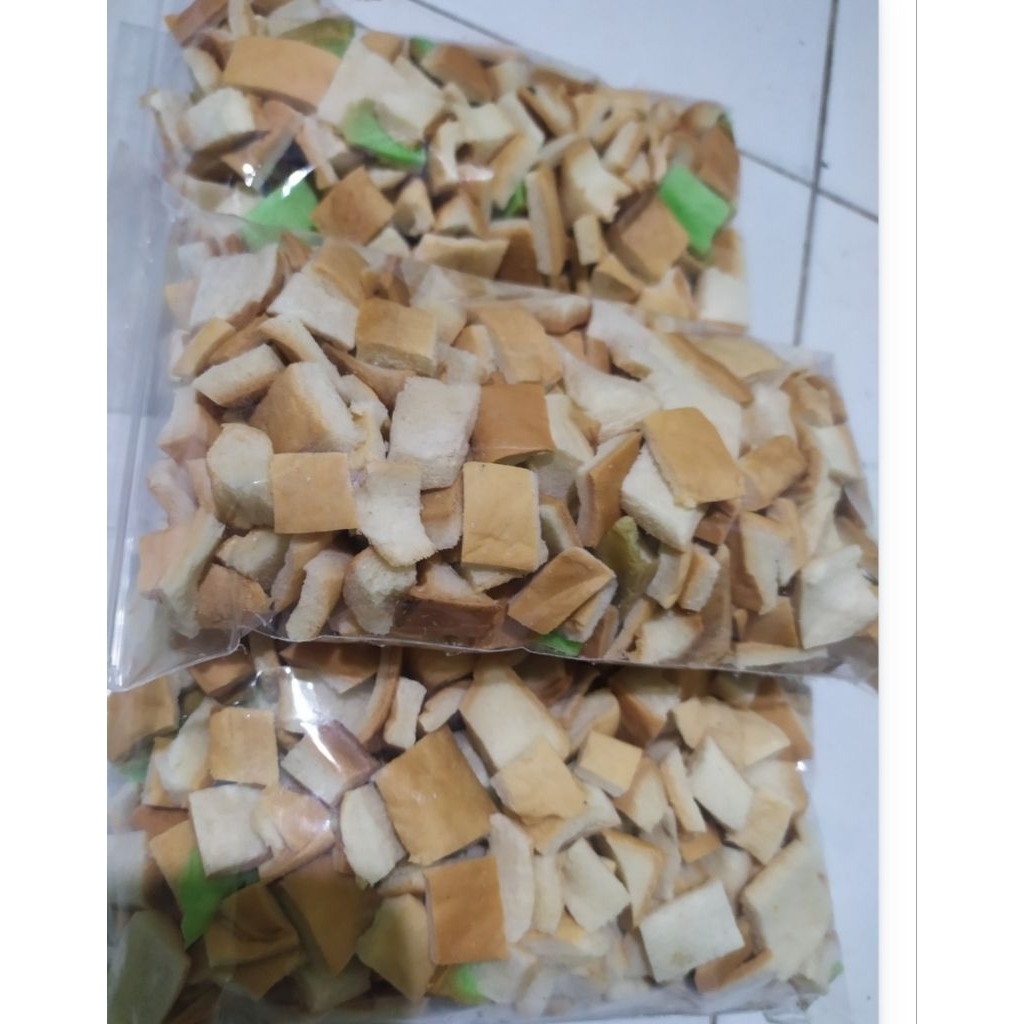 Roti Umpan /Pakan Ikan  /Umpan Mancing Bandeng