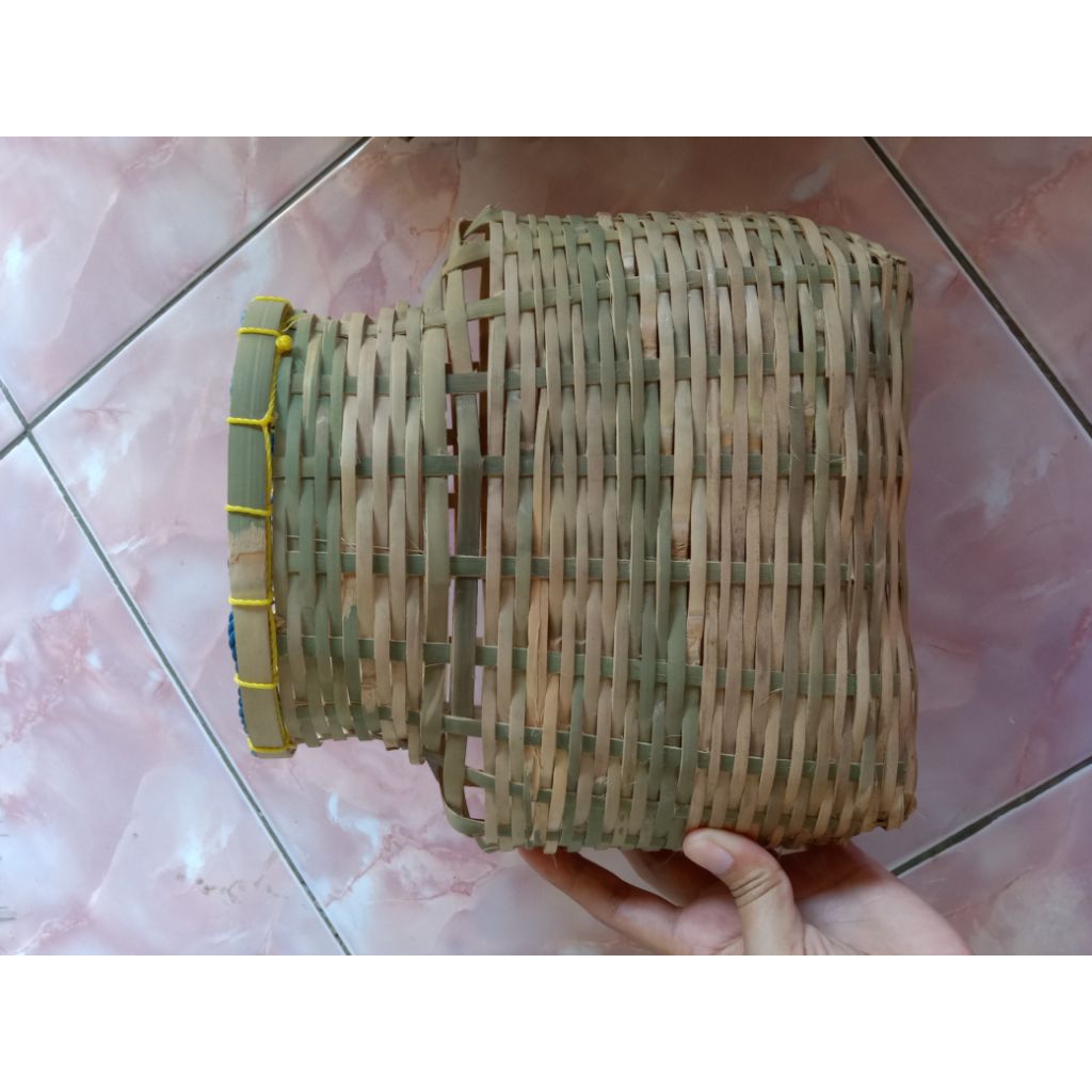 Korang/Koja/wadah ikan Bambu alami