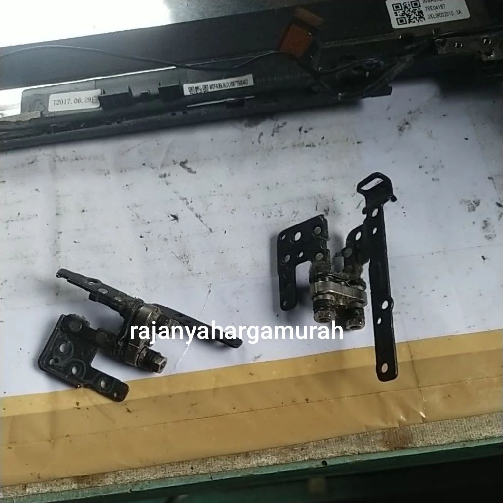 kode B0X DNT 2C3R 25P1R3 E5I-IE2 
engsel Lenovo Thinkpad Yoga ChromeBook 11E Original