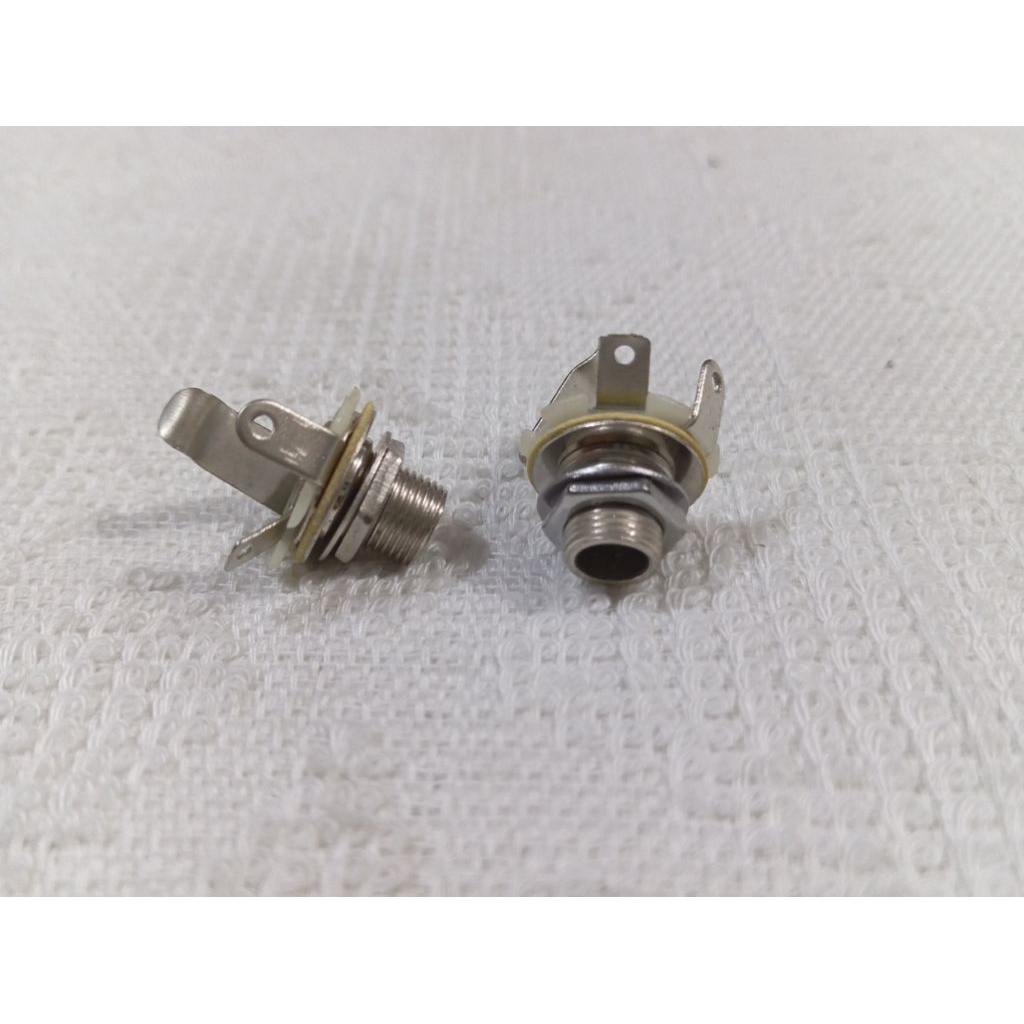 kontra jack gitar//kontra jack polos//kontra jack gitar female polos//colokan soket jack input femal