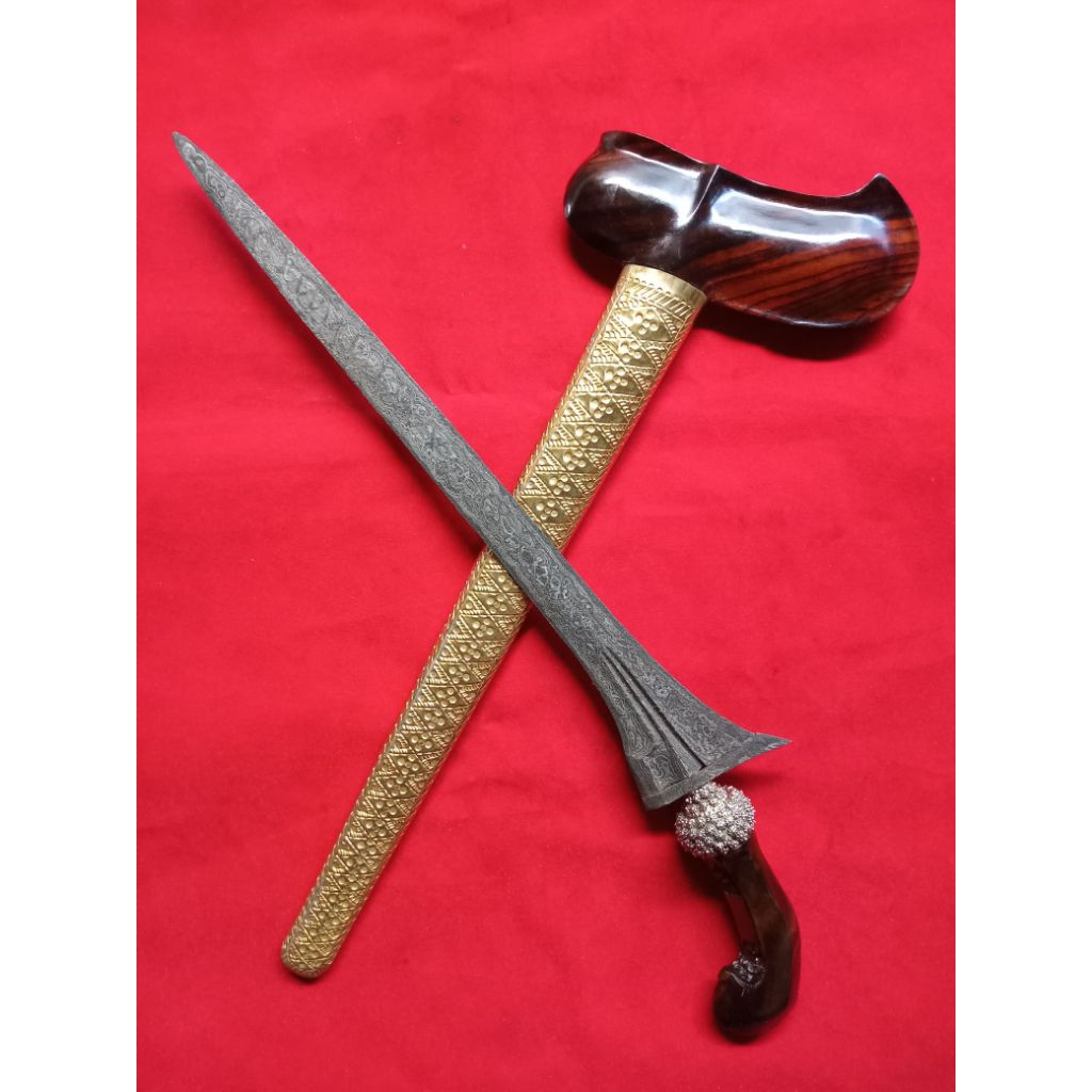 KERIS JALAK SANGU TUMPENG