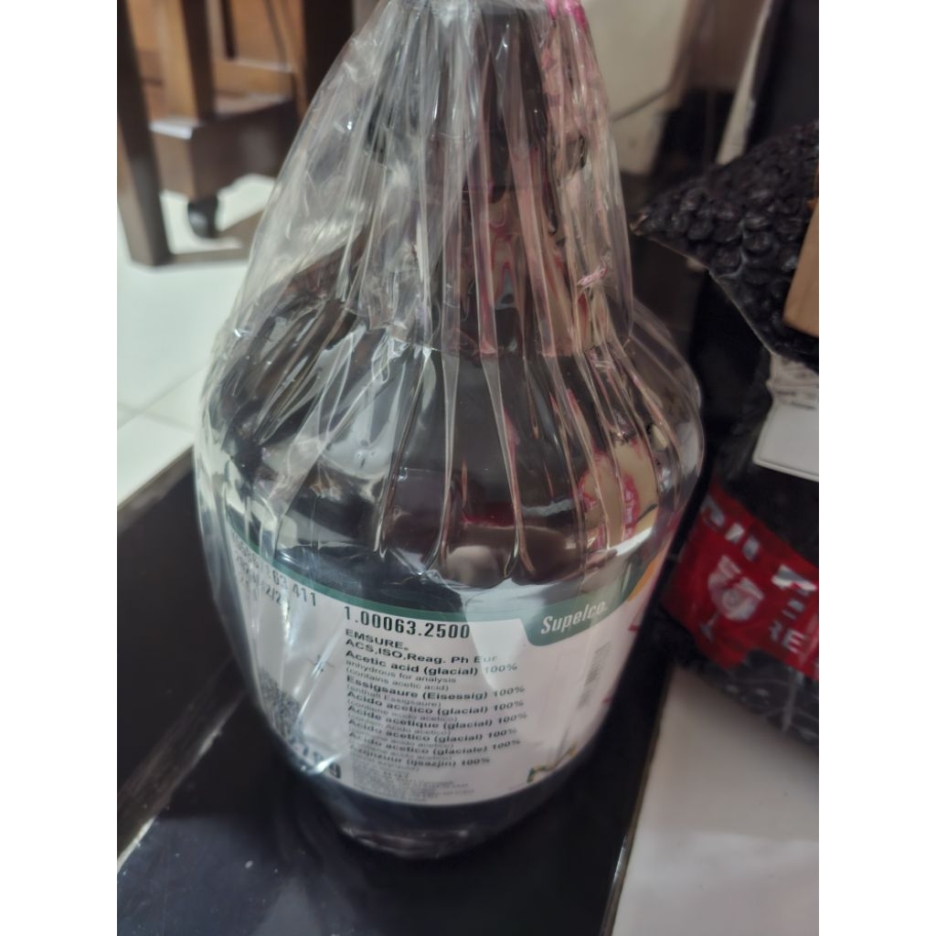 Asam Asetat Glacial 100% 2.5L 1.00063.2500 MERCK