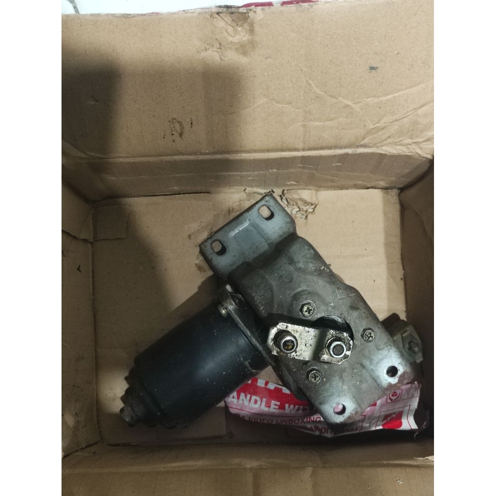 Dinamo Wiper mobil Carry 1.0