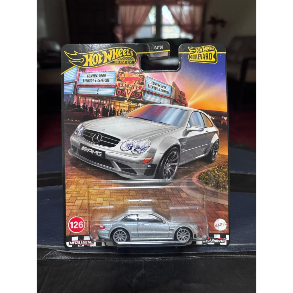 HOT WHEELS PREMIUM BOULEVARD 2008 MERCEDES BENZ CLK 63 AMG BLACK SERIES