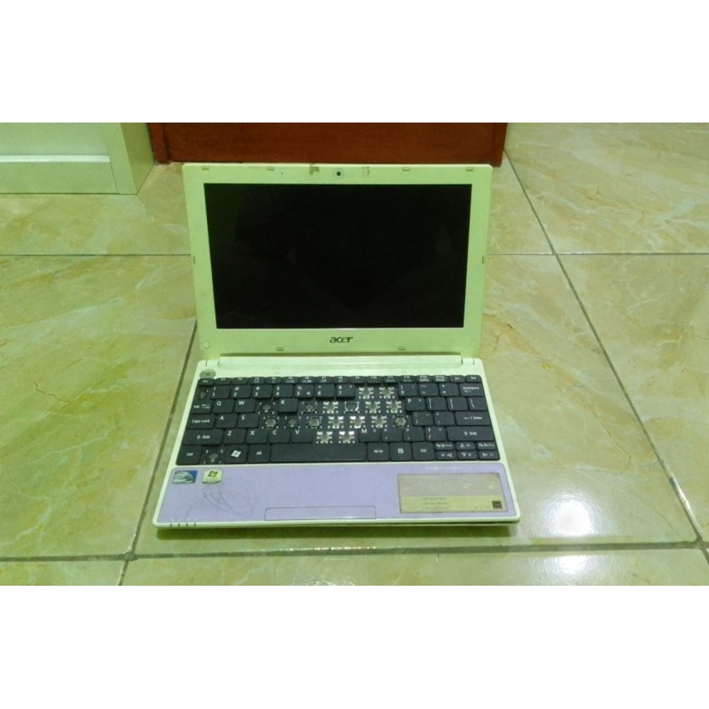 NOTEBOOK ACER ONE HAPPY MINUS