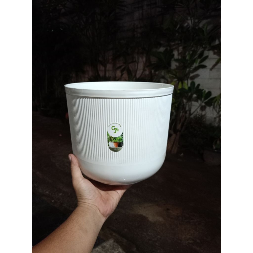 pot bunga plastik CJP Nordik putih D25 cm