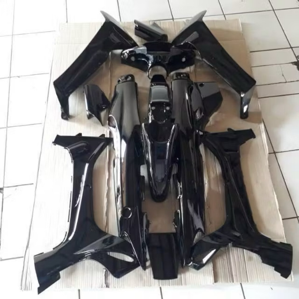 COVER BODY HALUS BELAKANG YAMAHA FIZ R HITAM GLOSY FULL SET HITAM POLOS