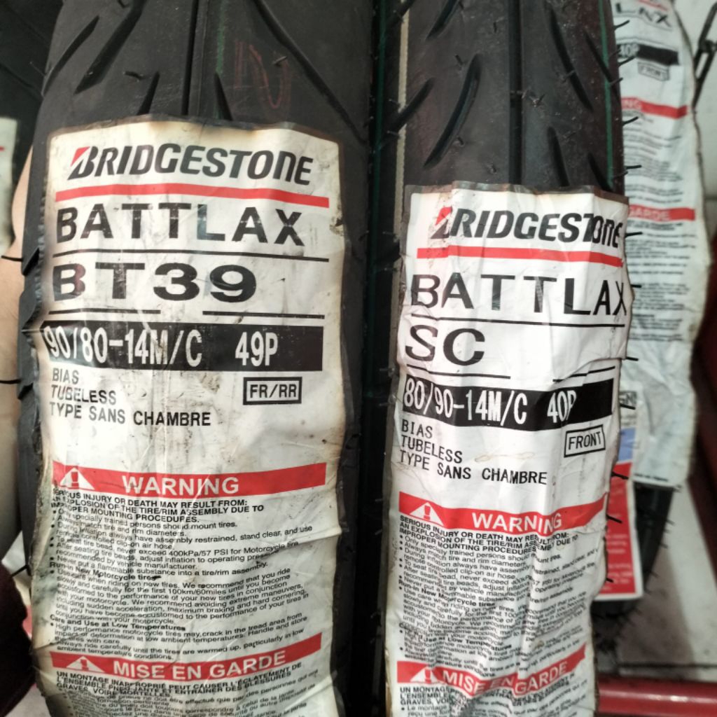 PAKETAN BAN LUAR BATTLAX BRIDGESTONE SC/BT39 UKURAN 80/90-14 DAN /90/80-14 TUBELESS