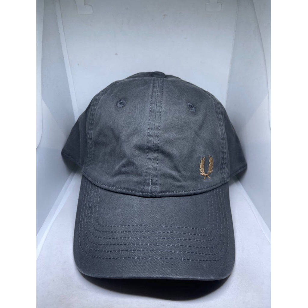 Topi Fred Perry