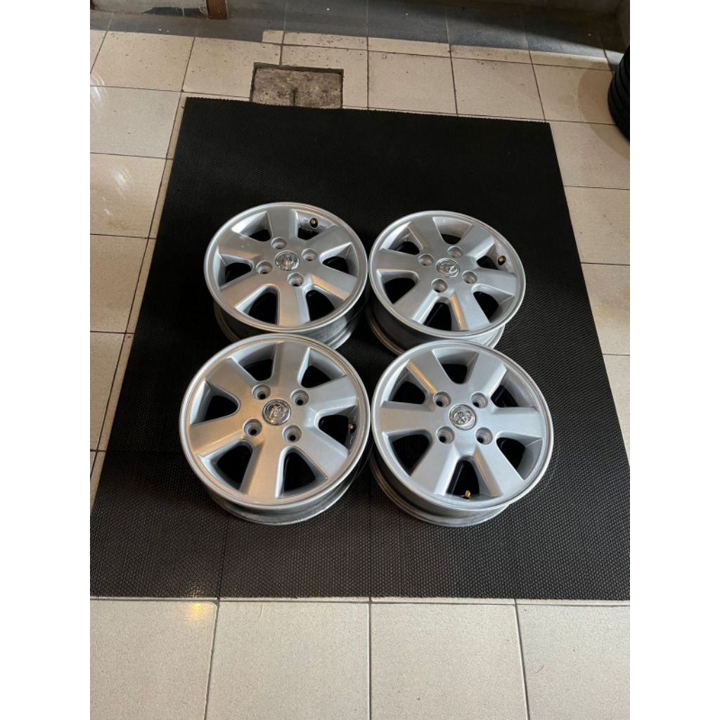 VELG SEKEN OEM TOYOTA AVANZA R14