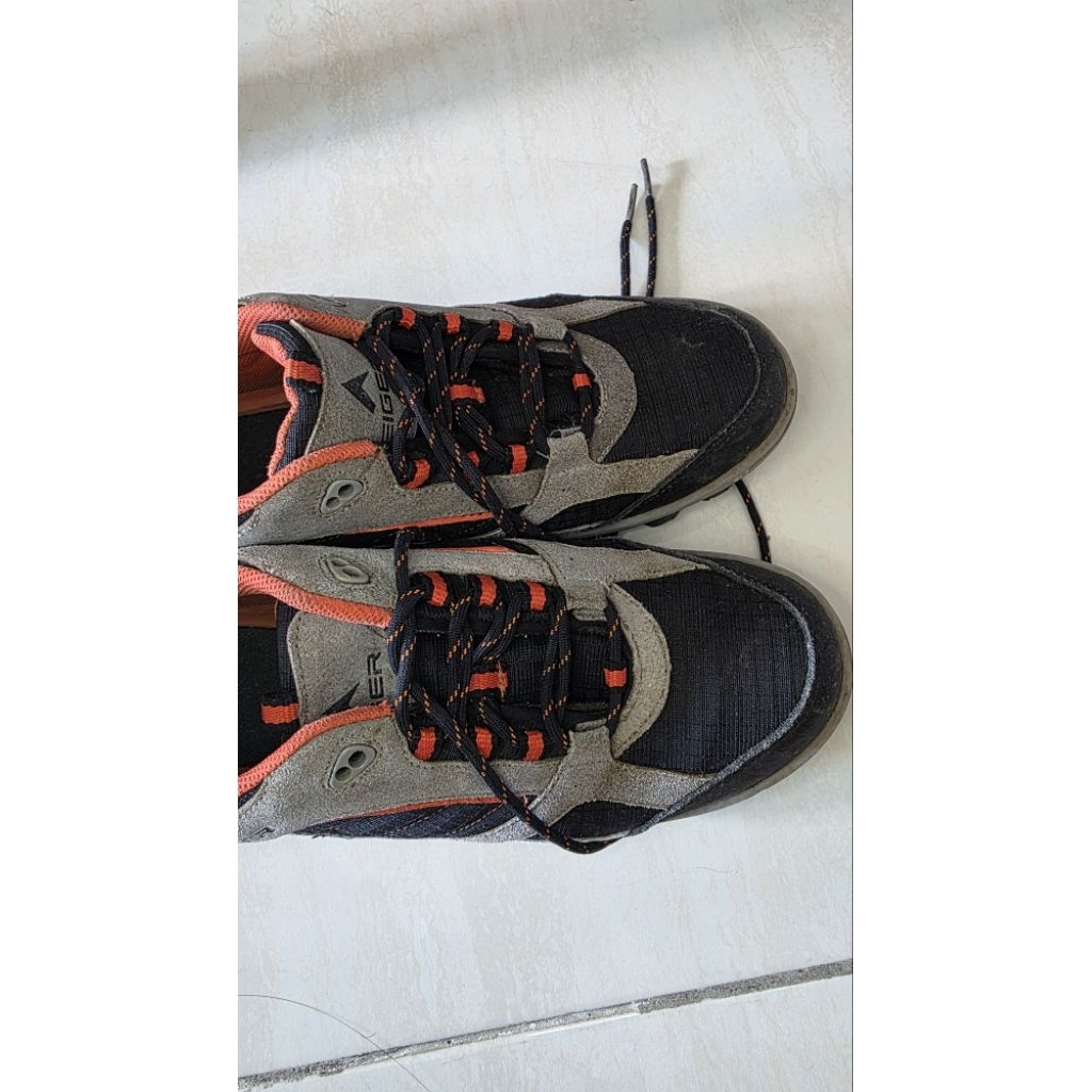 sepatu hiking pria eiger original sepatu naik gunung sepatu olahraga outdoor sporty sepatu eiger ori