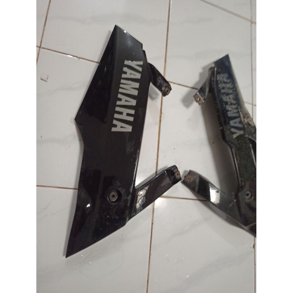 bodi cover mesin Under cowl r15 v3 kanan kiri