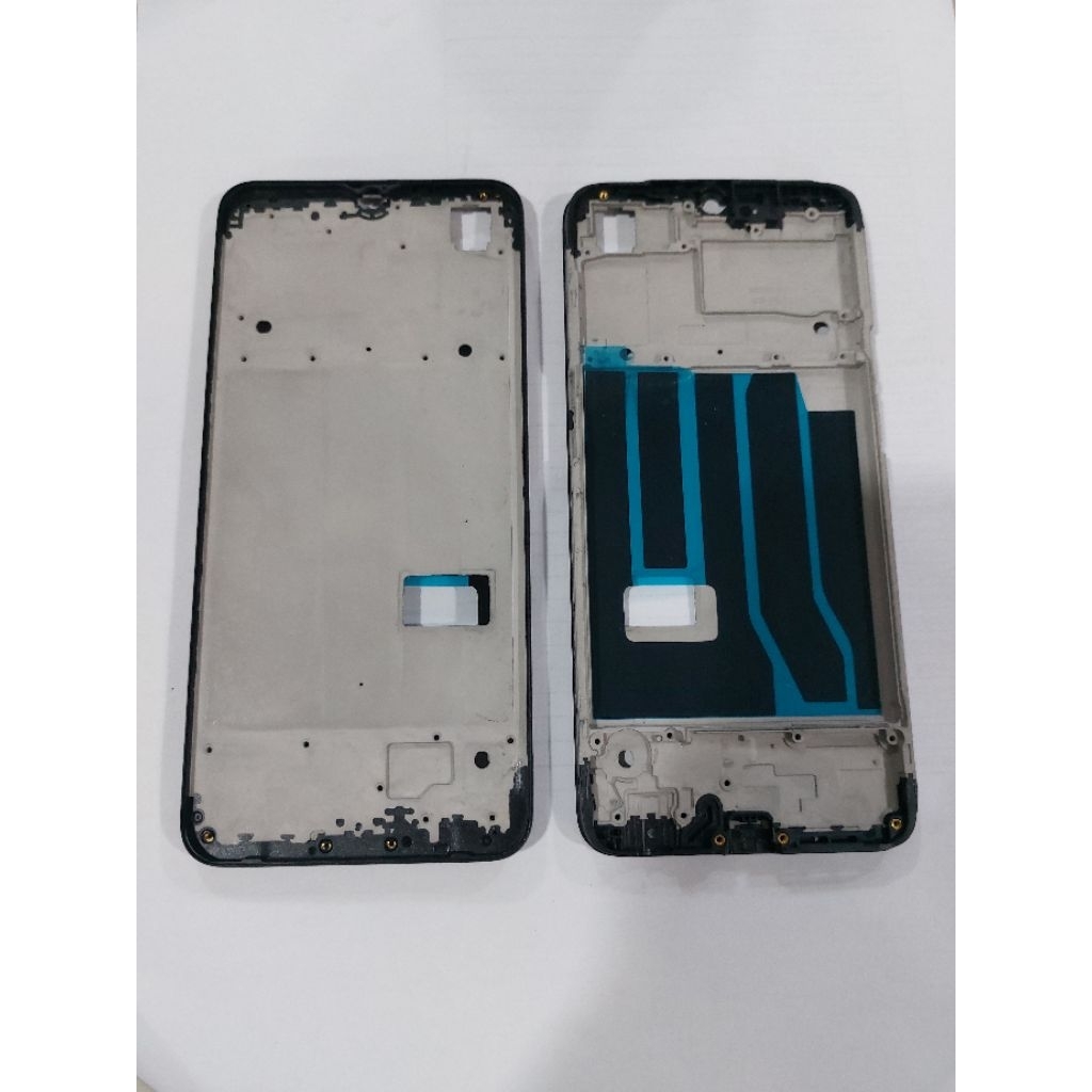 FRAME TULANG TENGAH TATAKAN LCD REALME 2 PRO