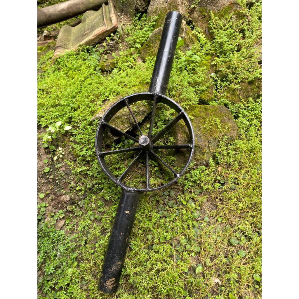 Pisau Pembelah Bambu / Belah Bambu / Belah Bambu Kerucut