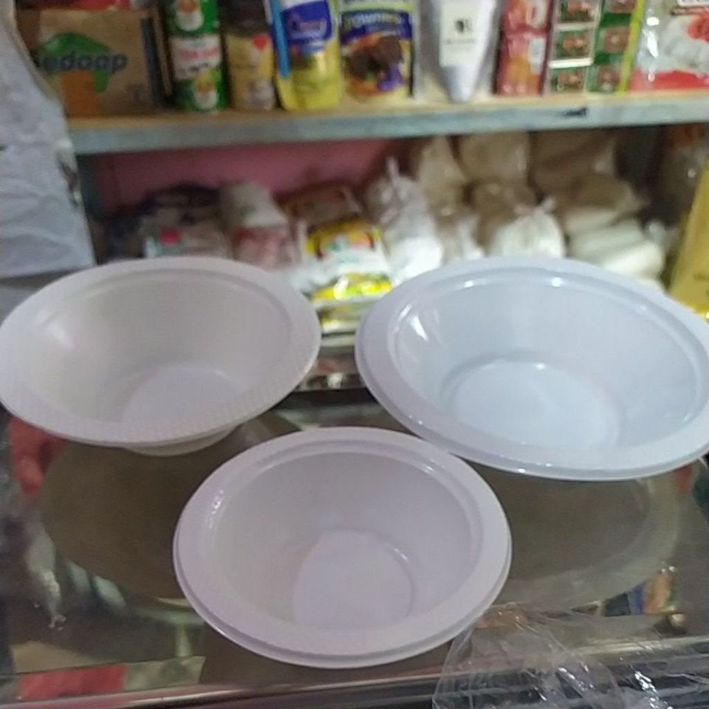 mangkok plastik sekali pakai