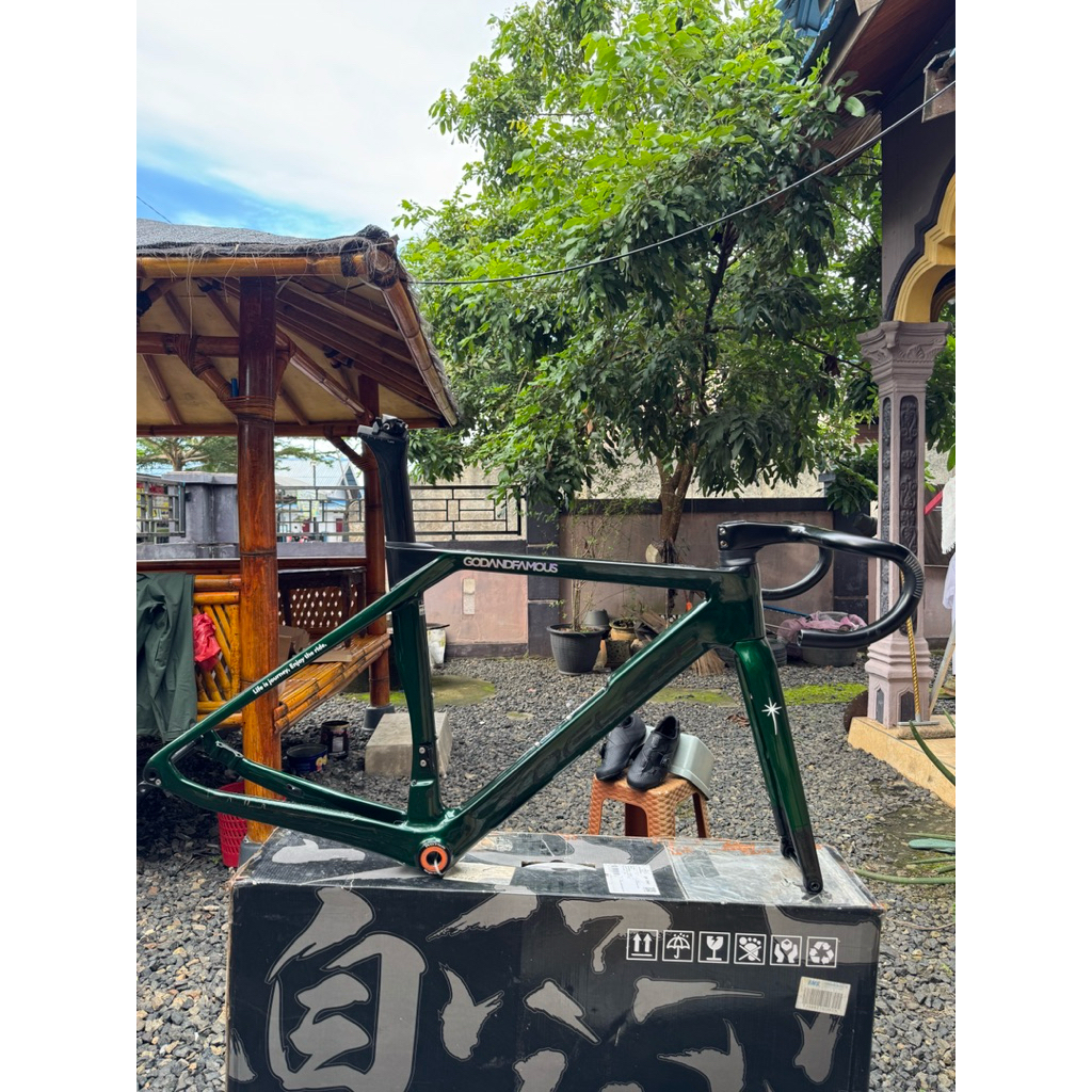 Frameset Yoeleo R12 Emerald Green 2024 size S (BEKAS / SECOND)