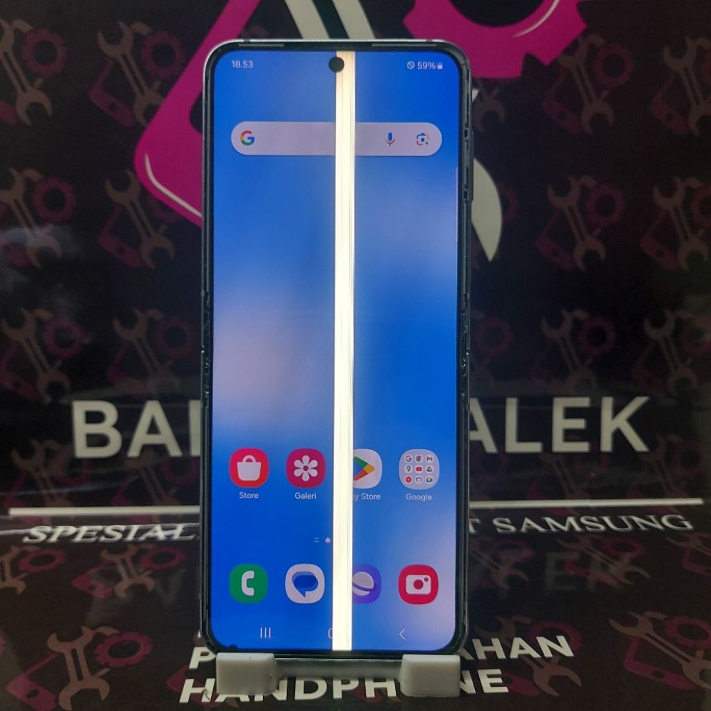 LCD SAMSUNG GALAXY Z FLIP 5 (SM-F731 ORIGINAL BEKAS COPOTAN SEIN MINUS GARIS TENGAH BESAR