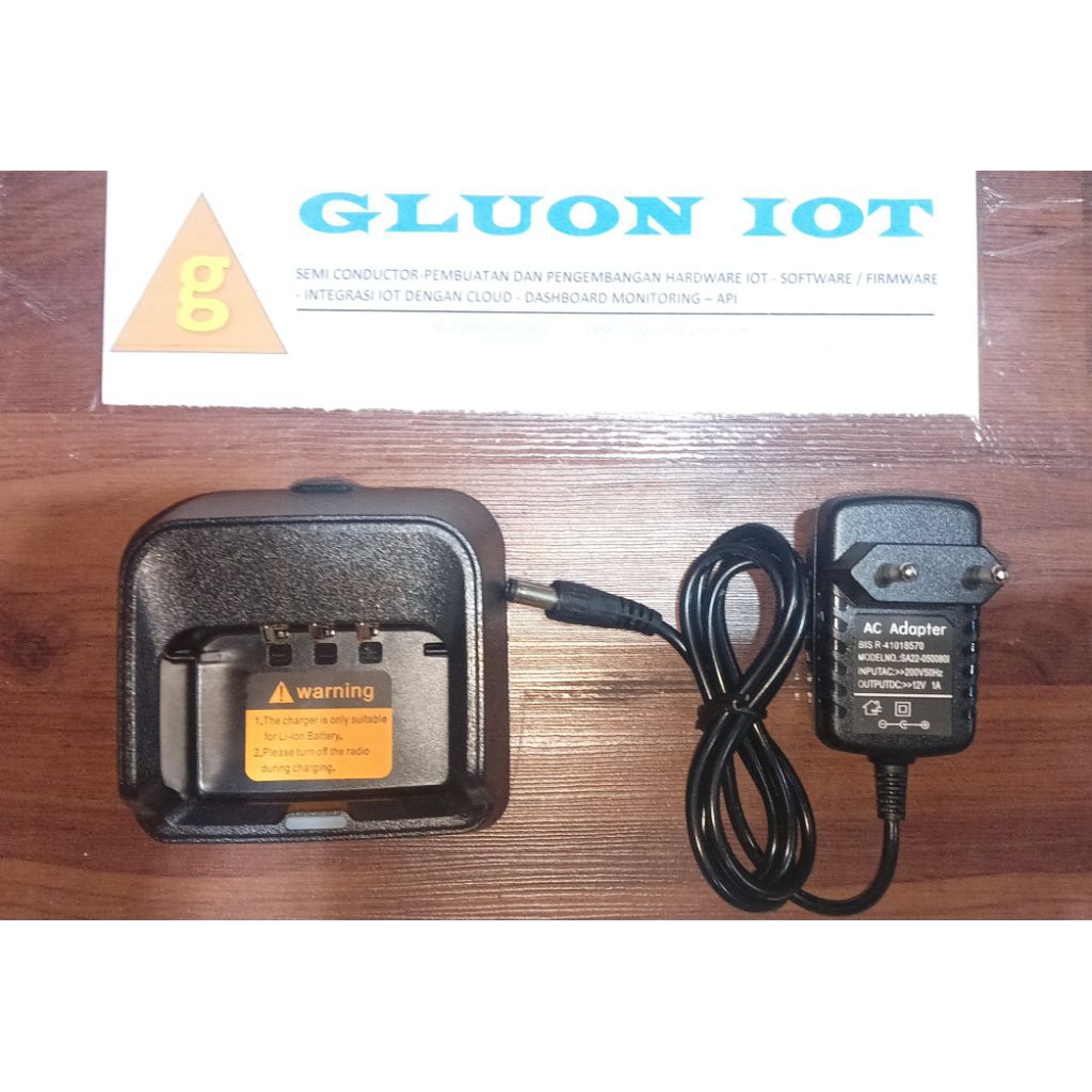 CHARGER HT BERLIN BL-889