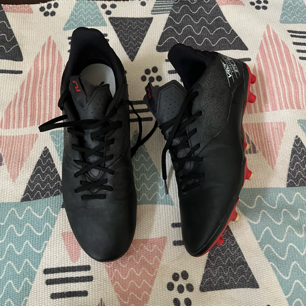 Sepatu Bola Decathlon Viralto