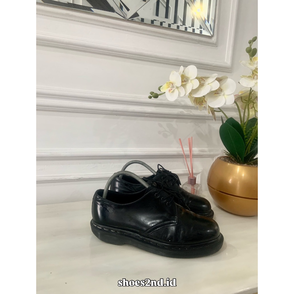 SEPATU SECOND DR MARTENS 1461 SIZE 39 24 cm