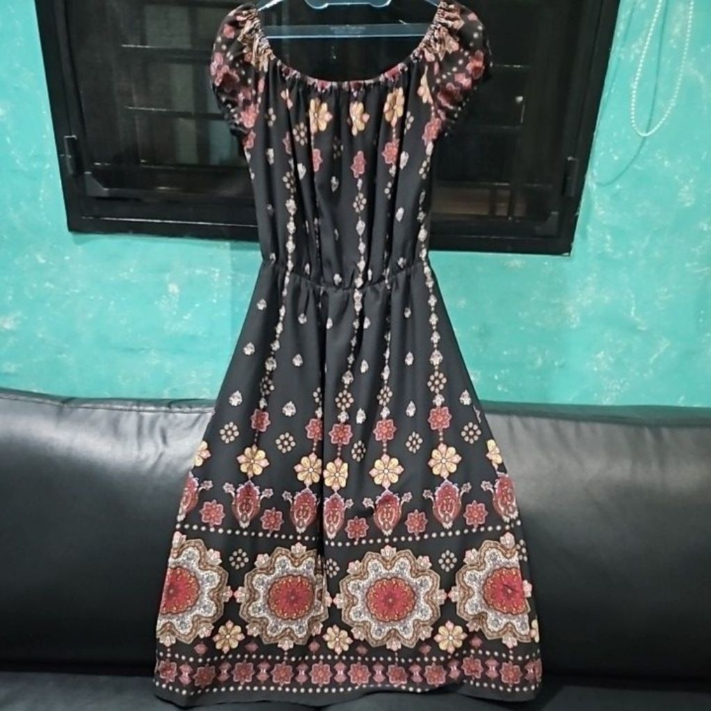 dress bunga hitam sabrina preloved