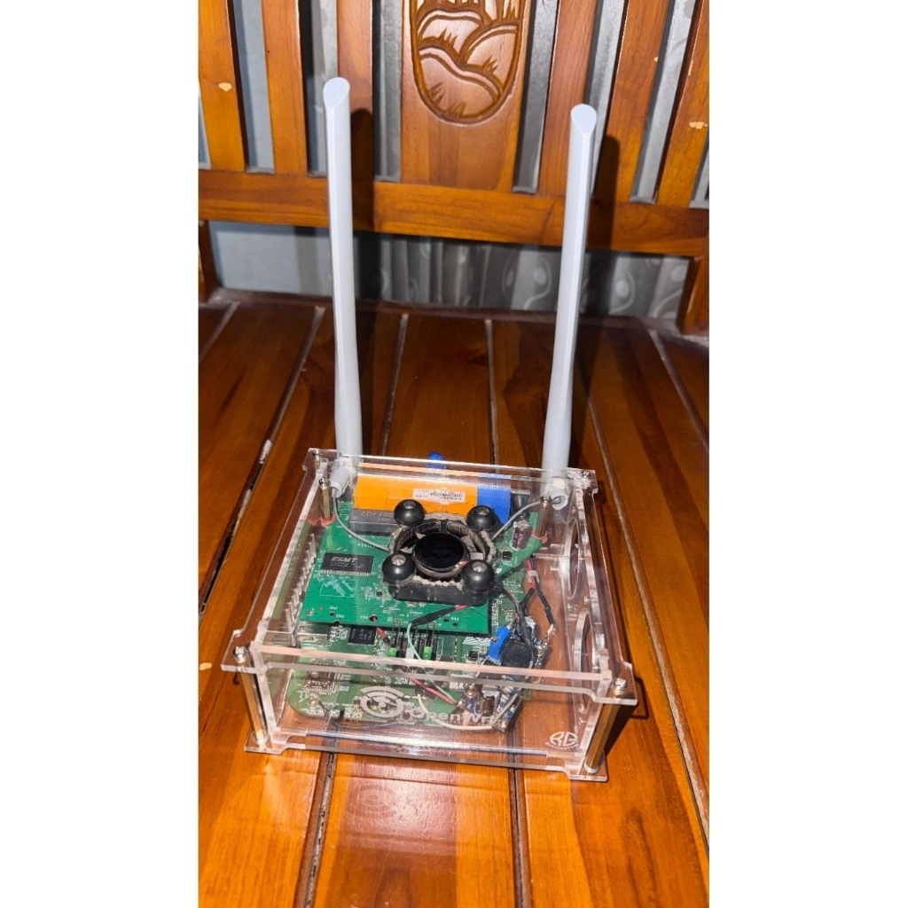 OpenWRT AIO HG680P 2/8GB + Tplink TL WR840N