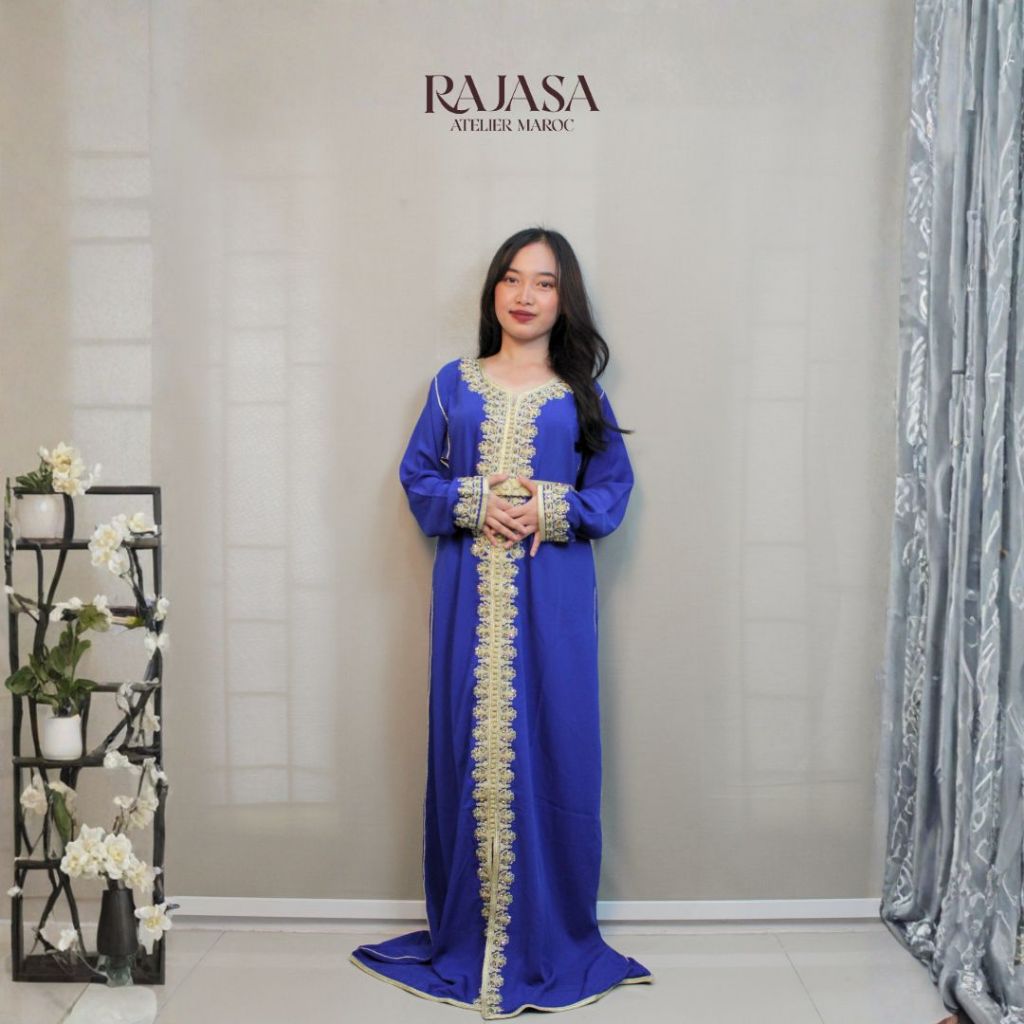 Baju Kaftan Original from Maroko, Warna Biru tua - bordir emas accesories manik manik.