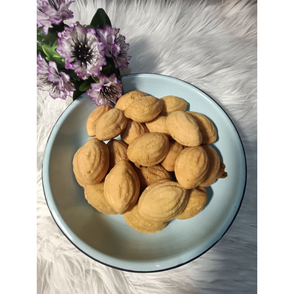 Bolu Telur Magetan Basah Empuk | Bolu Jadul Aroma Daun Jeruk | Isi 10